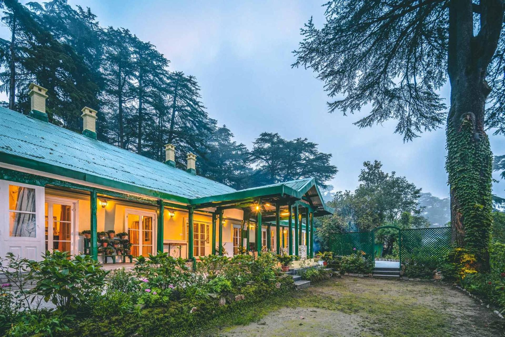 Stayvista At Rose Cottage - Bonfire & Scenic View Shimla Exterior photo