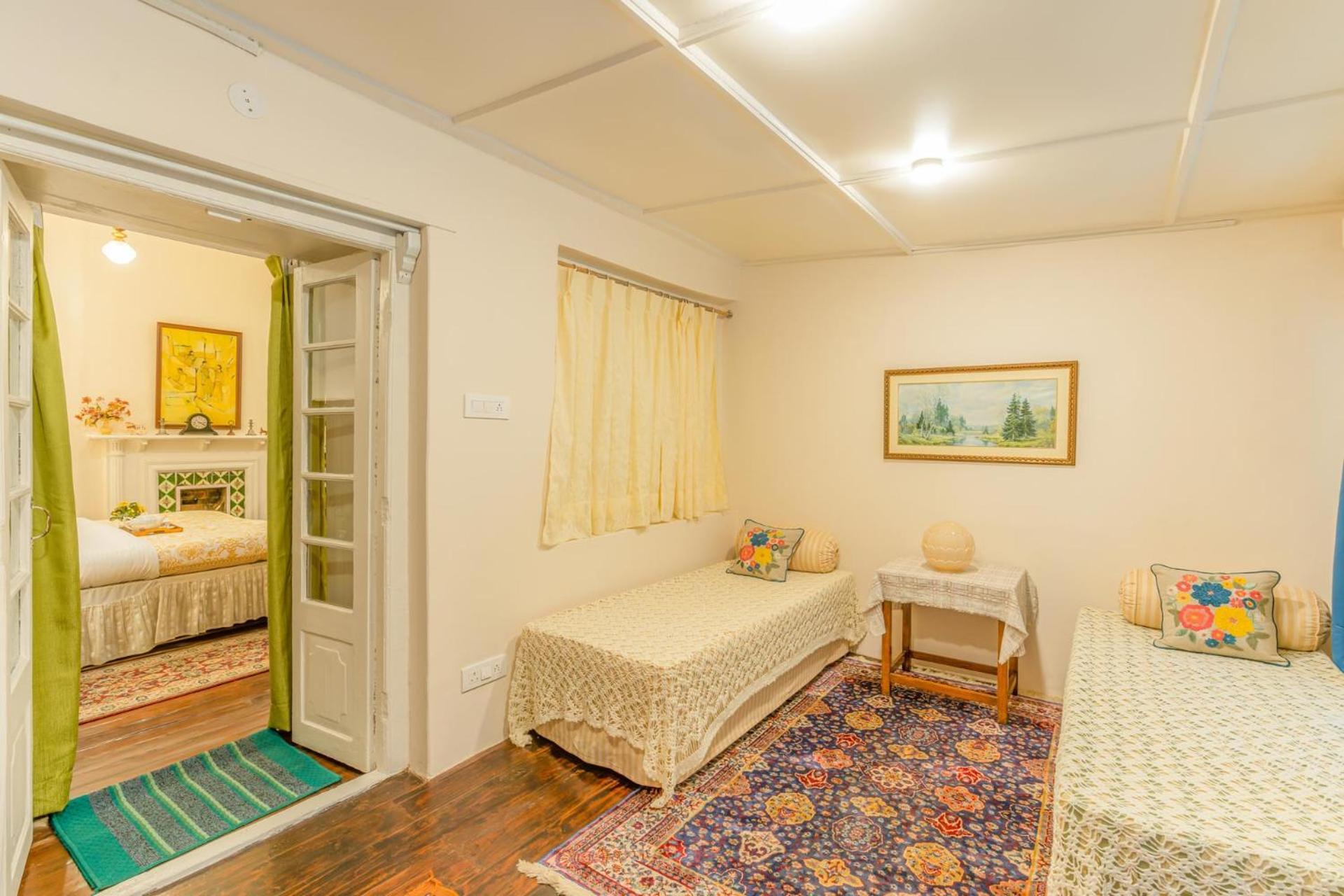 Stayvista At Rose Cottage - Bonfire & Scenic View Shimla Exterior photo