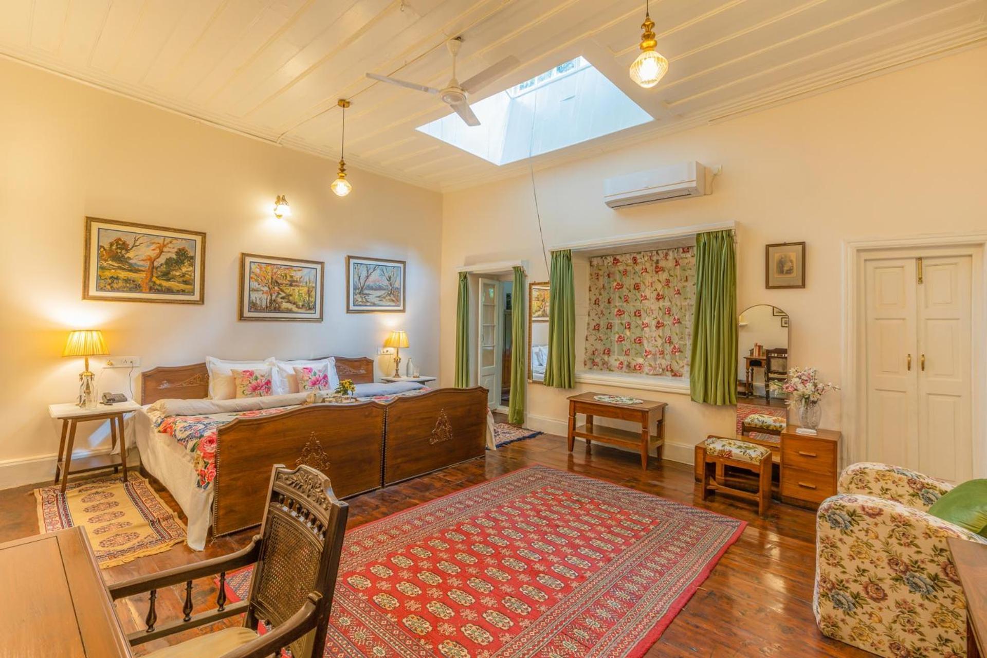 Stayvista At Rose Cottage - Bonfire & Scenic View Shimla Exterior photo